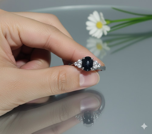 Anello con zaffiro nero - zaffiro,